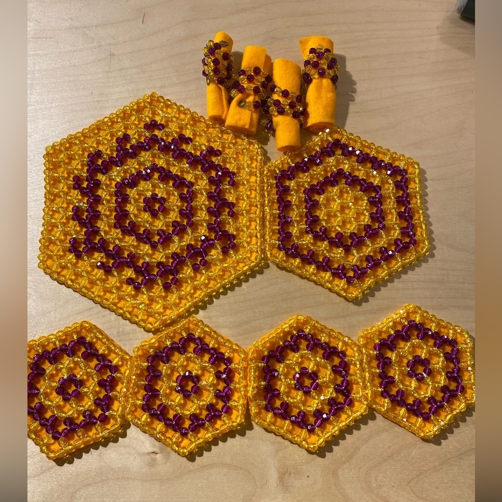 Handcrafted Bead Table Setting (LE) - Picture 2 of 16